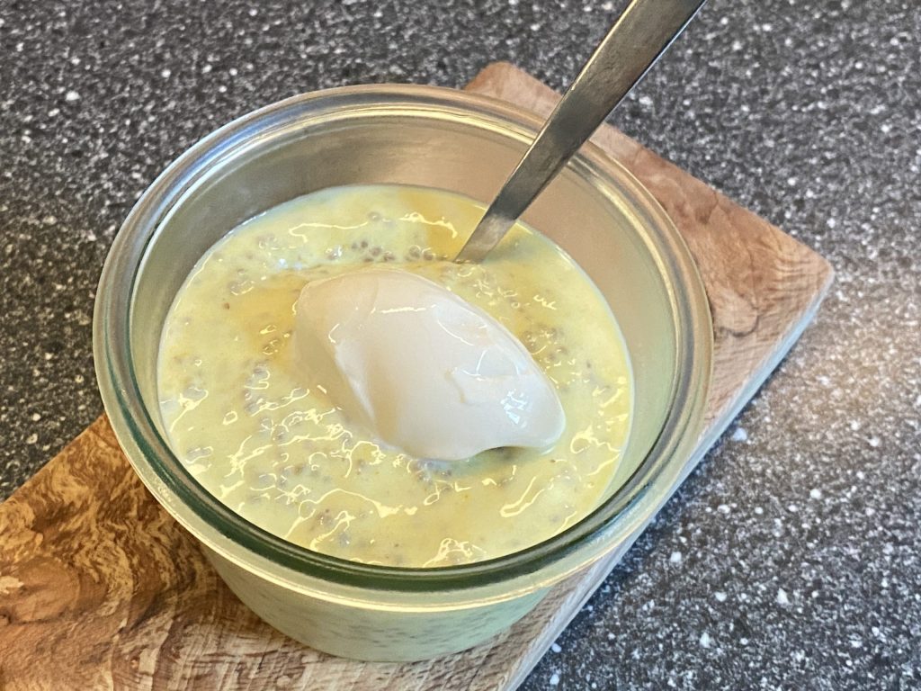 Lemon curd chiapudding