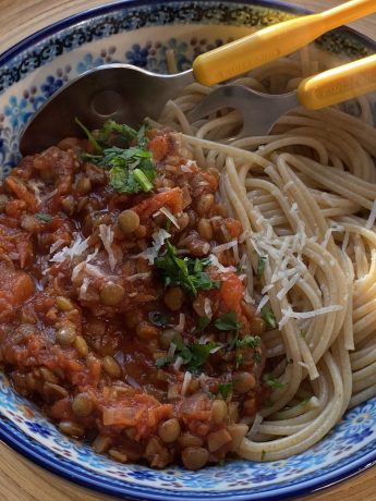 Een bord spaghetti met ragú alla Bolognese