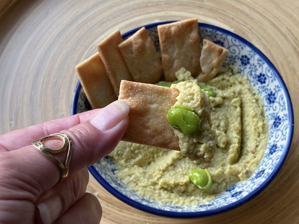 Hummus met tuinbonen