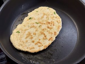Naan in de koekenpan